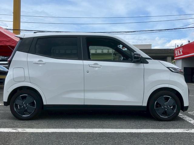 サクラ Ｘ　新車メーカー保証継承　全方位モニター　純正９型ナビ／フルセグＴＶ／ＤＶＤ再生／ＣＤ録音／Ｂｌｕｅｔｏｏｔｈ　純正フロアマット／ドアバイザー　インテリジェントキー　プッシュスタート　禁煙車（34枚目）