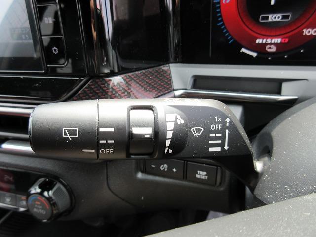 オーラ ニスモ　ｅパワー　メーカーオプションレカロシート　新車メーカー保証継承　全方位モニター　　ドライブレコーダー　インテリジェントルームミラー　純正９型ナビ／フルセグＴＶ／ＤＶＤ再生／ＣＤ／Ｂｌｕｅｔｏｏｔｈ（10枚目）