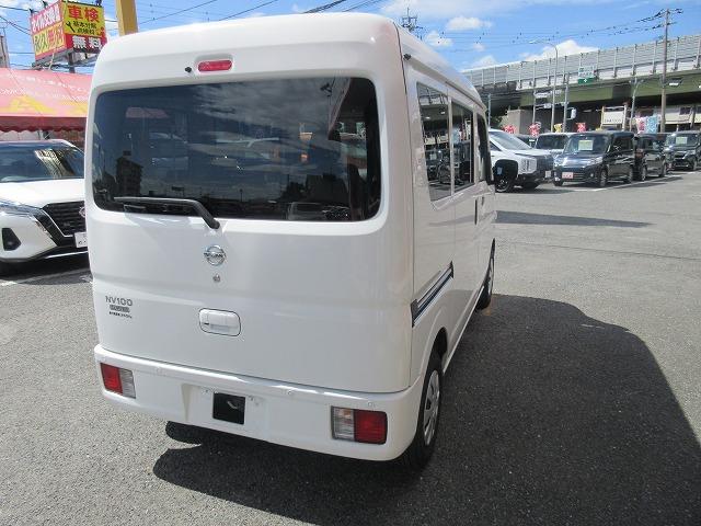 ＮＶ１００クリッパーバン ＤＸ　ＧＬパッケージ　ハイルーフ　新車メーカー保証継承／車検２年整備　衝突被害軽減ブレーキ　パーキングセンサー　後ソナー　純正ナビ／フルセグＴＶ／Ｂｌｕｅｔｏｏｔｈ／バックモニター　ＥＴＣ　キーレス　パワーウインドウ（16枚目）