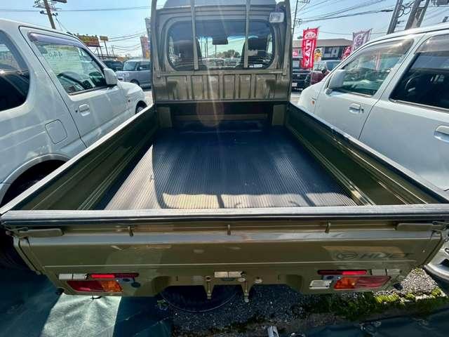 ���p���Ǝ��[�͂��������x���ŗ��������A�����������Q�b�W���[���ł��B������ڗ����ɂ����J���[�ŁA�����������N���N�B�����v���̊��҂ɉ�����X�y�[�X�ł��i�e�E�ցE�j