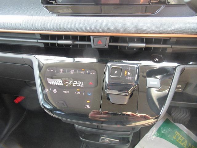 サクラ Ｘ　禁煙車　衝突被害軽減ブレーキ　全方位モニター　純正前後ドライブレコーダー　純正９インチナビ／フルセグＴＶ／ＤＶＤ再生／ＣＤ／Ｂｌｕｅｔｏｏｔｈ　ＬＥＤオートライト（13枚目）