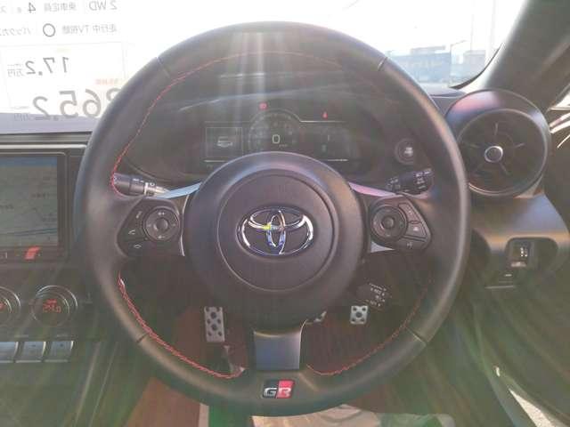 GR86 RZ 6速ミッション車 走行3.580キロ アイサイトコアテクノロジー ワンオーナー/禁煙車 シートヒーター ハーフレザーシート 9型ナビ/フルセグTV/DVD再生/Bluetooth/バックモニター(36枚目)