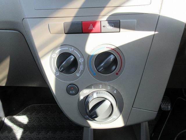 ミラ Xスペシャル 5速ミッション車 禁煙車 タイミングチェーン 純正CD フロアマット ドアバイザー マッドガード(7枚目)