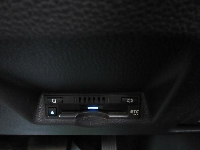 ヤリスクロス ハイブリッドＺ　モデリスタエアロ　トヨタセーフティセンス　禁煙車　全方位モニター　前後ドライブレコーダー　パワーバックドア　ハーフレザーパワーシート　シートヒーター　ハンドルヒーター　純正８型デイスプレイオーデイオ（5枚目）