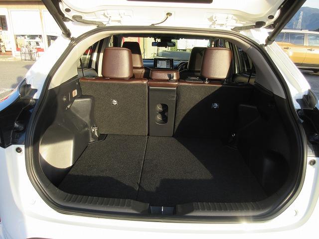 ヤリスクロス ハイブリッドＺ　モデリスタエアロ　トヨタセーフティセンス　禁煙車　全方位モニター　前後ドライブレコーダー　パワーバックドア　ハーフレザーパワーシート　シートヒーター　ハンドルヒーター　純正８型デイスプレイオーデイオ（21枚目）