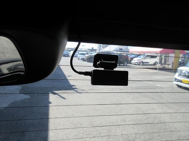 ピクシスメガ L SAIII 全国走行無制限保証/車検2年整備 衝突被害軽減ブレーキ 前後ドライブレコーダー 両側パワースライドドア LEDオートライト/フォグランプ 純正ナビ/フルセグTV/CD/Bluetooth/バックモニタ(7枚目)