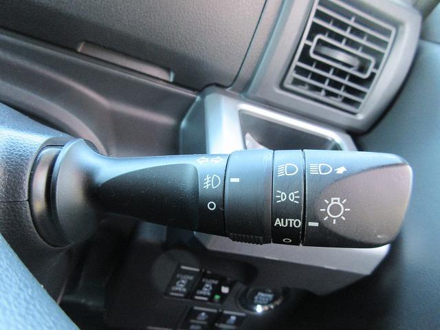 ピクシスメガ L SAIII 全国走行無制限保証/車検2年整備 衝突被害軽減ブレーキ 前後ドライブレコーダー 両側パワースライドドア LEDオートライト/フォグランプ 純正ナビ/フルセグTV/CD/Bluetooth/バックモニタ(11枚目)