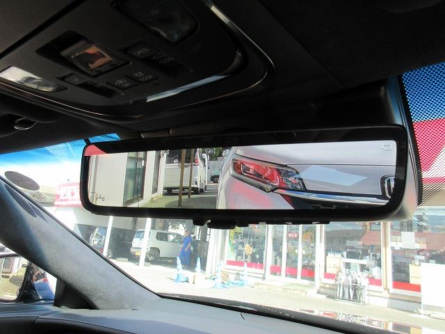 ＬＳ ＬＳ５００ｈ　エグゼクティブ　後期モデル　走行距離８．９８５キロ　サンルーフ　Ｌ－アニリン本革エアーシート　純正２０インチアルミ　リアエンターテインメント　マークレビンソン　後席オットマン／リラクゼーション　純正１２．３型ナビ（22枚目）