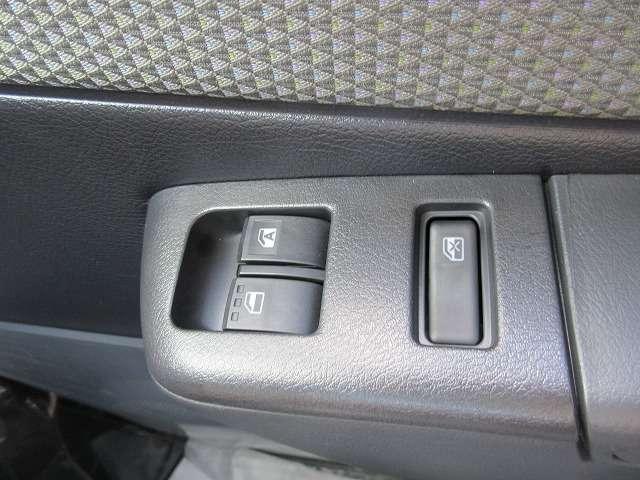 タウンエースバン 1.5GL 750Kg積 5人乗り 寒冷地仕様 登録済未使用車 衝突被害軽減ブレーキ 両側スライドドア 純正ナビ/地デジTV/Bluetooth 後席用ヒーター フロアマット/ドアバイザー付 キーレス(12枚目)