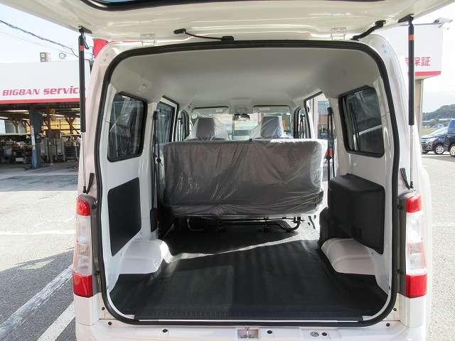 タウンエースバン 1.5GL 750Kg積 5人乗り 寒冷地仕様 登録済未使用車 衝突被害軽減ブレーキ 両側スライドドア 純正ナビ/地デジTV/Bluetooth 後席用ヒーター フロアマット/ドアバイザー付 キーレス(18枚目)