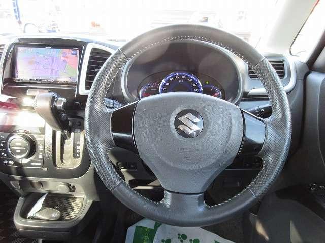 ソリオ ブラック＆ホワイトＩＩ　禁煙車　タイミングチェーン　ナビ／フルセグＴＶ／ＤＶＤ再生／ＣＤ録音／バックモニター　ＥＴＣ　パワースライドドア　プッシュスタート　スマートキー　純正フルエアロ／リアスポイラー／アルミ／フォグランプ（30枚目）