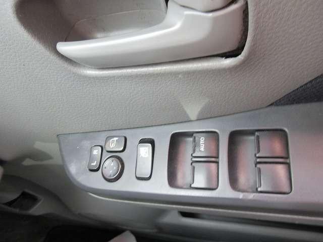 ワゴンＲ ＦＸ　走行距離４４．４００キロ　車検２年整備　１４インチアルミ　ＵＶカット／プライバシーガラス　キーレス　フロアマット　ドアバイザー　ベンチシート　タイミングチェーン（11枚目）