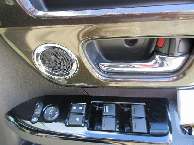 Ｎ－ＢＯＸカスタム Ｇ・Ｌホンダセンシング　全国走行無制限保証／車検２年整備　衝突被害軽減ブレーキ　純正デイスプレイオーデイオ／地デジ／ＣＤ／バックモニター　パワースライドドア　ＬＥＤオートライト　純正フルエアロ／リアスポイラー／アルミ　ＥＴＣ（9枚目）