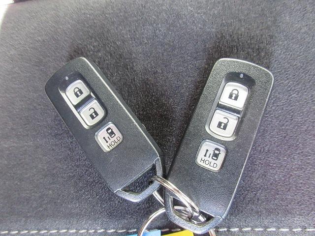 Ｎ－ＢＯＸカスタム Ｇ・Ｌホンダセンシング　全国走行無制限保証／車検２年整備　衝突被害軽減ブレーキ　純正デイスプレイオーデイオ／地デジ／ＣＤ／バックモニター　パワースライドドア　ＬＥＤオートライト　純正フルエアロ／リアスポイラー／アルミ　ＥＴＣ（12枚目）