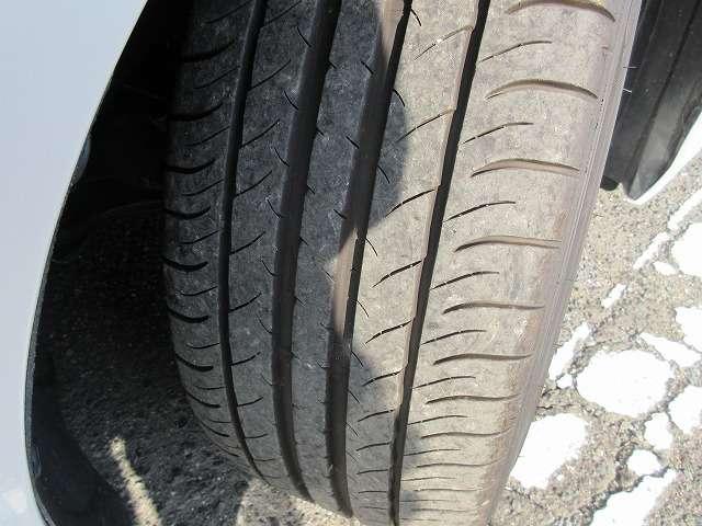 ＥＳ ＥＳ３００ｈ　バージョンＬ　サンルーフ　黒本革パワーシート　全席シートヒーター　走行距離３．７８０キロ　純正２．３型ナビ　全方位モニター　ブラインドスポットモニター　前後ドライブレコーダー　ステアリングヒーター　禁煙車（28枚目）