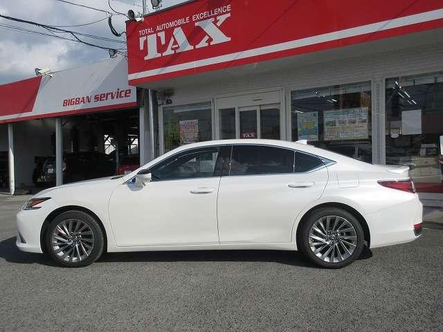 ＥＳ ＥＳ３００ｈ　バージョンＬ　サンルーフ　黒本革パワーシート　全席シートヒーター　走行距離３．７８０キロ　純正２．３型ナビ　全方位モニター　ブラインドスポットモニター　前後ドライブレコーダー　ステアリングヒーター　禁煙車（30枚目）