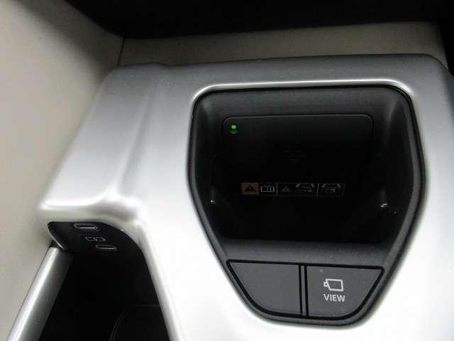 クラウンクロスオーバー Ｇアドバンスド・レザーパッケージ　トヨタセーフティセンス　本革エアーパワーシート　本革ハンドル／ステアリングヒーター　パワーバックドア　純正２１インチアルミ　純正１２．３型ナビ　全方位モニター　ヘッドアップディスプレイ　禁煙車（11枚目）