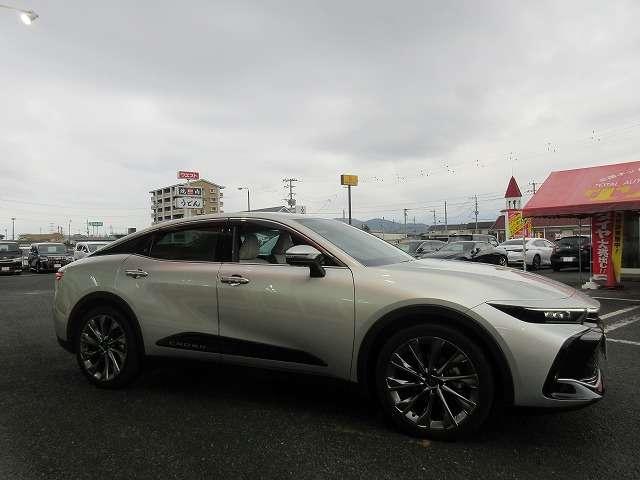 クラウンクロスオーバー Ｇアドバンスド・レザーパッケージ　トヨタセーフティセンス　本革エアーパワーシート　本革ハンドル／ステアリングヒーター　パワーバックドア　純正２１インチアルミ　純正１２．３型ナビ　全方位モニター　ヘッドアップディスプレイ　禁煙車（25枚目）