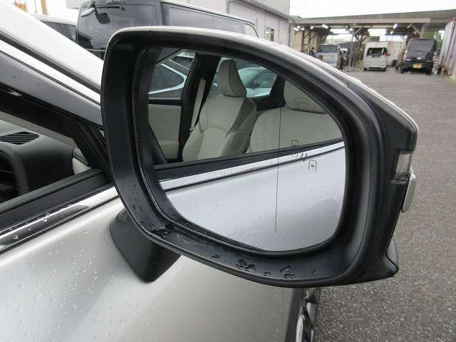 クラウンクロスオーバー Ｇアドバンスド・レザーパッケージ　トヨタセーフティセンス　本革エアーパワーシート　本革ハンドル／ステアリングヒーター　パワーバックドア　純正２１インチアルミ　純正１２．３型ナビ　全方位モニター　ヘッドアップディスプレイ　禁煙車（36枚目）