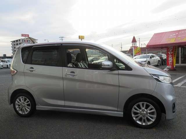 デイズ ハイウェイスターX Vセレクション+セーフティII 禁煙車 走行距離34.050キロ 衝突被害軽減ブレーキ 純正ナビ/フルセグTV/DVD再生/CD録音/Bluetooth/バックモニター 純正フルエアロ/Rスポイラー/アルミ プッシュスタート(5枚目)