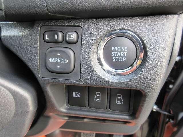 ハイエースバン スーパーＧＬ　ダークプライムＩＩ　ディ―ゼルターボ　寒冷地仕様　登録済未使用車　メーカーオプション／両側パワースライドドア／リアフォグ／純正１５インチアルミ／デジタルインナーミラー／フロントドアスカッフ　モデリスタＦスポデイライト付（7枚目）