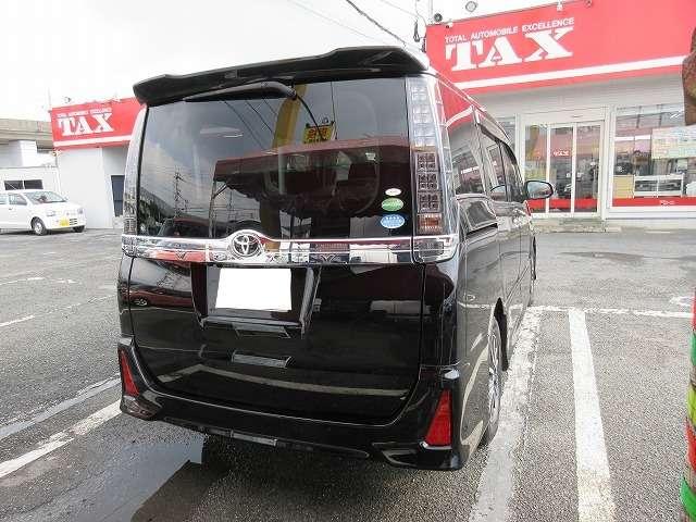 ヴォクシー ＺＳ　煌　ワンオーナー　車検２年整備　アルパイン製１０型ナビ／フルセグＴＶ／ＤＶＤ再生／ＣＤ録音／バックモニター／後席フリップダウンモニター　ＥＴＣ　両側パワースライドドア　ＬＥＤオートライト　スマートキー（4枚目）