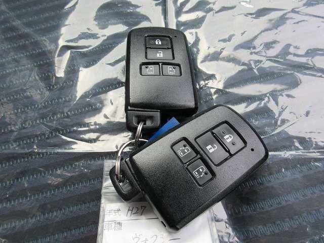 ヴォクシー ＺＳ　煌　ワンオーナー　車検２年整備　アルパイン製１０型ナビ／フルセグＴＶ／ＤＶＤ再生／ＣＤ録音／バックモニター／後席フリップダウンモニター　ＥＴＣ　両側パワースライドドア　ＬＥＤオートライト　スマートキー（32枚目）