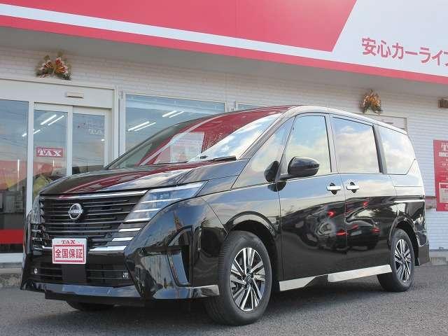 セレナ ハイウェイスターＶ　プロパイロット　禁煙車　走行距離４．６００キロ　新車メーカー保証継承　衝突被害軽減ブレーキ　両側ハンズフリーパワースライドドア　ドライブレコーダー　ナビ／Ｂｌｕｅｔｏｏｔｈ／バックモニター　ＥＴＣ（2枚目）