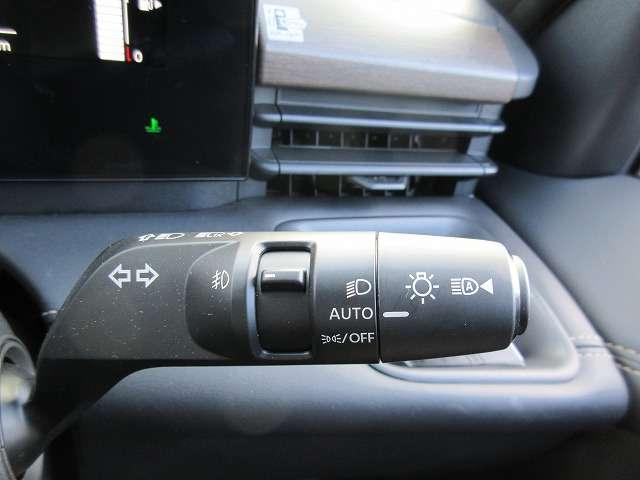 セレナ ハイウェイスターＶ　プロパイロット　禁煙車　走行距離４．６００キロ　新車メーカー保証継承　衝突被害軽減ブレーキ　両側ハンズフリーパワースライドドア　ドライブレコーダー　ナビ／Ｂｌｕｅｔｏｏｔｈ／バックモニター　ＥＴＣ（22枚目）