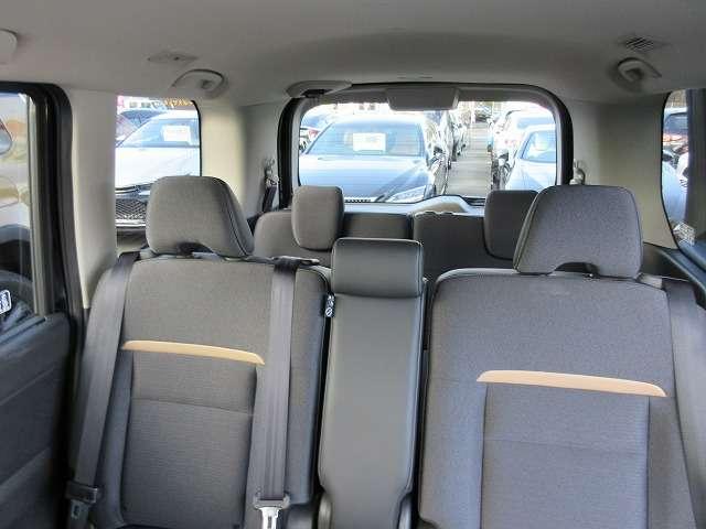 セレナ ハイウェイスターＶ　プロパイロット　禁煙車　走行距離４．６００キロ　新車メーカー保証継承　衝突被害軽減ブレーキ　両側ハンズフリーパワースライドドア　ドライブレコーダー　ナビ／Ｂｌｕｅｔｏｏｔｈ／バックモニター　ＥＴＣ（32枚目）