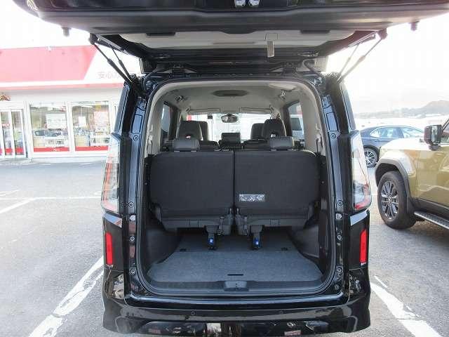 セレナ ハイウェイスターＶ　プロパイロット　禁煙車　走行距離４．６００キロ　新車メーカー保証継承　衝突被害軽減ブレーキ　両側ハンズフリーパワースライドドア　ドライブレコーダー　ナビ／Ｂｌｕｅｔｏｏｔｈ／バックモニター　ＥＴＣ（33枚目）