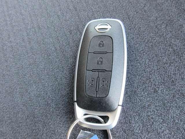 セレナ ハイウェイスターＶ　プロパイロット　禁煙車　走行距離４．６００キロ　新車メーカー保証継承　衝突被害軽減ブレーキ　両側ハンズフリーパワースライドドア　ドライブレコーダー　ナビ／Ｂｌｕｅｔｏｏｔｈ／バックモニター　ＥＴＣ（39枚目）