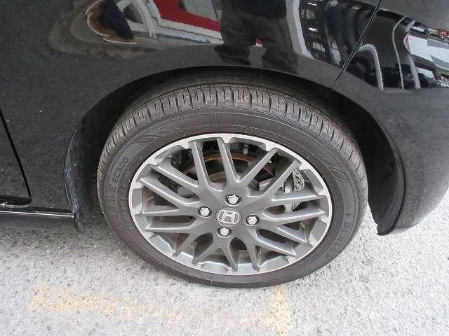 Ｎ－ＢＯＸカスタム ベースグレード　ホンダセンシング　走行距離１１．１００キロ　禁煙車　衝突被害軽減ブレーキ　新車メーカー保証継承　シートヒーター　１１型ディスプレイオーデイオ　バックカメラ　ＥＴＣ　パワースライドドア　ＬＥＤライト（8枚目）