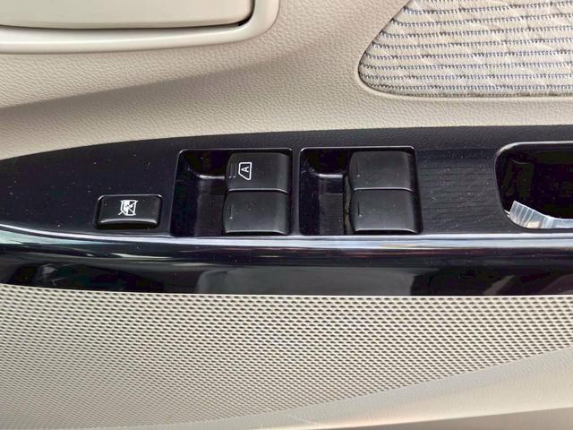 デイズ Ｘ　全方位アラウンドビューモニター　タイミングチェーン　純正ナビ／フルセグＴＶ／ＤＶＤ再生／ＣＤ録音／Ｂｌｕｅｔｏｏｔｈ　ＥＴＣ　オートエアコン　プッシュスタート　インテリジェントキー（12枚目）