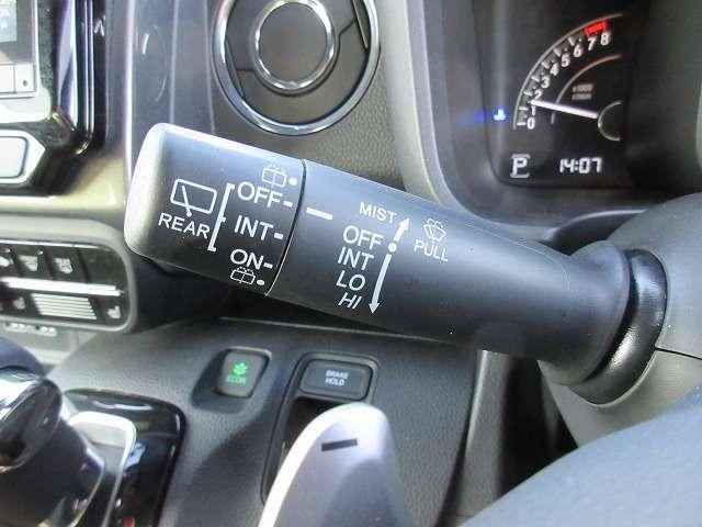 Ｎ－ＷＧＮカスタム Ｌ・ターボ　ホンダセンシング　色ミッドナイトブルービーメタリック　新車メーカー保証継承　シートヒーター　純正８型ナビ／フルセグＴＶ／Ｂｌｕｅｔｏｏｔｈ／バックモニター　ＥＴＣ　ＬＥＤオートライト　純正１５アルミ（20枚目）