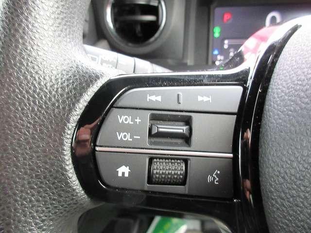 Ｎ－ＢＯＸカスタム ベースグレード　ホンダセンシング　新車メーカー保証継承　禁煙車　シートヒーター　純正９型ナビ／フルセグＴＶ／ＤＶＤ再生／ＣＤ録音／Ｂｌｕｅｔｏｏｔｈ／バックモニター　パワースライドドア　ＬＥＤオートライト　ＥＴＣ（15枚目）