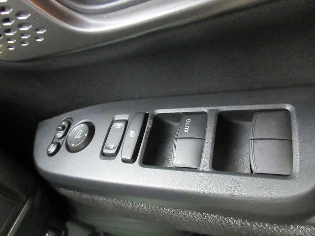 Ｎ－ＢＯＸカスタム ベースグレード　ホンダセンシング　新車メーカー保証継承　禁煙車　シートヒーター　純正９型ナビ／フルセグＴＶ／ＤＶＤ再生／ＣＤ録音／Ｂｌｕｅｔｏｏｔｈ／バックモニター　パワースライドドア　ＬＥＤオートライト　ＥＴＣ（19枚目）