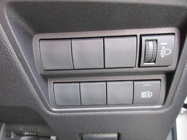 ヤリスクロス ハイブリッドG トヨタセーフティセンス 新車メーカー保証継承 衝突被害軽減ブレーキ 前後ドライブレコーダー 純正8型ディスプレイオーデイオ/フルセグTV/Bluetooth/バックモニター LEDオートライト 禁煙車(19枚目)