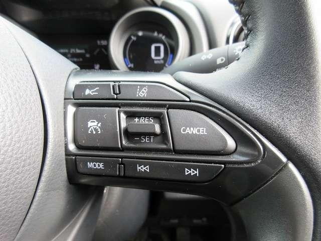 ヤリスクロス ハイブリッドG トヨタセーフティセンス 新車メーカー保証継承 衝突被害軽減ブレーキ 前後ドライブレコーダー 純正8型ディスプレイオーデイオ/フルセグTV/Bluetooth/バックモニター LEDオートライト 禁煙車(21枚目)