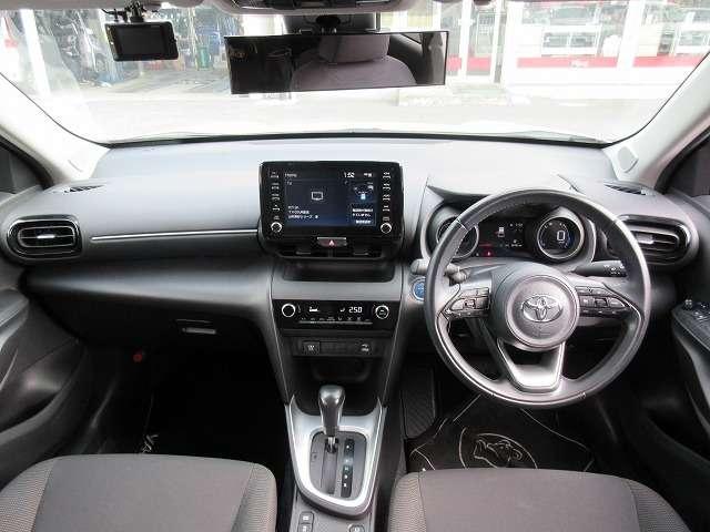 ヤリスクロス ハイブリッドG トヨタセーフティセンス 新車メーカー保証継承 衝突被害軽減ブレーキ 前後ドライブレコーダー 純正8型ディスプレイオーデイオ/フルセグTV/Bluetooth/バックモニター LEDオートライト 禁煙車(29枚目)