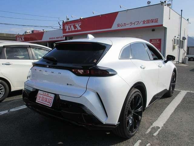 クラウンスポーツ Z ハイブリッド 走行距離14.770キロ 新車メーカー保証継承 ムーンルーフ 黒本革エアーパワーシート パワーバックドア パノラミックビューモニター 純正12.3型ナビ/フルセグTV ハンドルヒーター(4枚目)