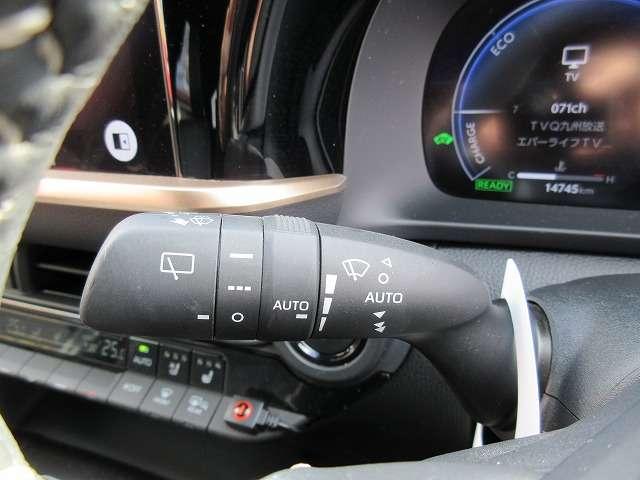 クラウンスポーツ Z ハイブリッド 走行距離14.770キロ 新車メーカー保証継承 ムーンルーフ 黒本革エアーパワーシート パワーバックドア パノラミックビューモニター 純正12.3型ナビ/フルセグTV ハンドルヒーター(17枚目)