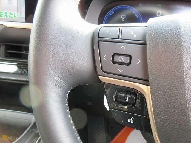 クラウンスポーツ Z ハイブリッド 走行距離14.770キロ 新車メーカー保証継承 ムーンルーフ 黒本革エアーパワーシート パワーバックドア パノラミックビューモニター 純正12.3型ナビ/フルセグTV ハンドルヒーター(18枚目)