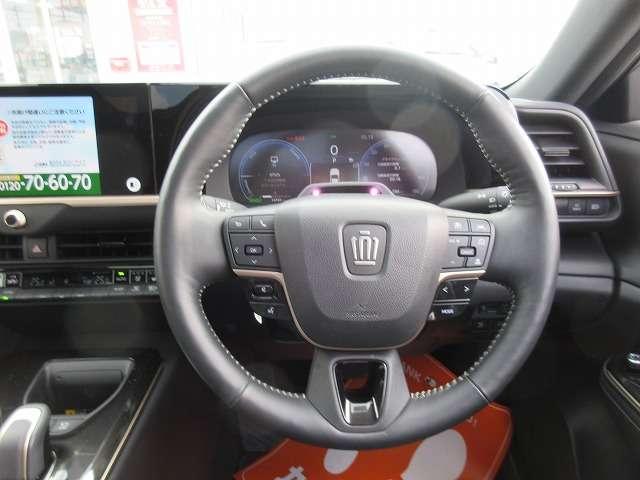 クラウンスポーツ Z ハイブリッド 走行距離14.770キロ 新車メーカー保証継承 ムーンルーフ 黒本革エアーパワーシート パワーバックドア パノラミックビューモニター 純正12.3型ナビ/フルセグTV ハンドルヒーター(29枚目)