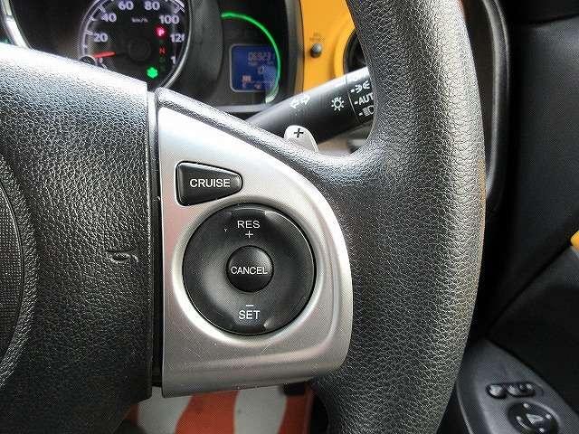 N-ONE ツアラー SSパッケージ 2トーンカラースタイル インタークラ―ターボ 全国走行無制限保証 衝突被害軽減ブレーキ クルーズコントロール パドルシフト ナビ/フルセグTV/DVD再生/CD/Bluetooth/バックモニター(9枚目)