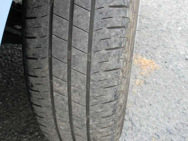 ムーヴキャンバス Ｇメイクアップ　ＳＡＩＩＩ　走行距離１６．８００キロ　禁煙車　全国２年走行無制限保証　衝突被害軽減ブレーキ　全方位モニター　純正８型ナビ／フルセグＴＶ／ＤＶＤ再生／ＣＤ録音／Ｂｌｕｅｔｏｏｔｈ　ＥＴＣ　両側パワースライドドア（9枚目）