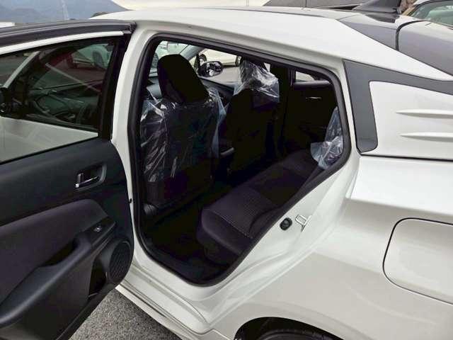 プリウス Sセーフティプラス ツートーン トヨタセーフティセンス モデリスタエアロ 純正17インチアルミ 純正9型ナビ/フルセグTV/DVD再生/CD録音/Bluetooth/バックモニター 純正ドライブレコーダー ワンオーナー/禁煙車(45枚目)