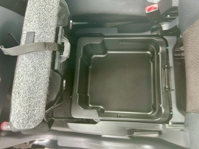 ルークス ハイウェイスター　禁煙車　ナビ／フルセグＴＶ／ＤＶＤ再生／ＣＤ録音／バックモニター　ＥＴＣ　パワースライドドア　タイミングチェーン　プッシュスタート　スマートキー　オートライト　純正エアロ／アルミ　ベンチシート（17枚目）