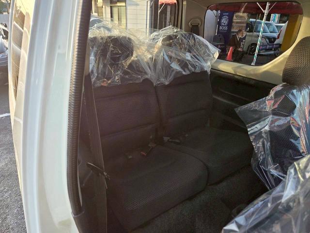 ジムニー ワイルドウインド 後期型 5速ミッション パートタイム4WD タイミングチェーン シートヒーター 革巻きハンドル 背面タイヤ/ハードカバー 電動格納ドアミラー エアコン パワステ パワーウインドウ(32枚目)