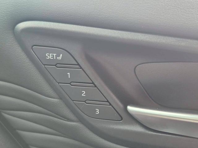 アルファードハイブリッド Ｚ　モデリスタエアロ／グリル／マフラー　純正１９インチエグゼクティブ用アルミ　左右独立ムーンルーフ　レザーシート／シートヒーター　全方位モニター　純正１４型ナビ　３６０°ドライブレコーダー　スマートキー（37枚目）